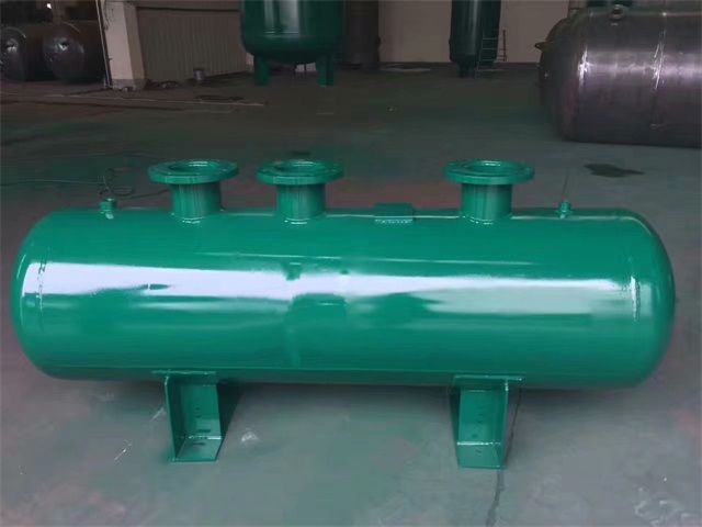 陈巴尔虎陈巴尔虎陈巴尔虎蒸汽分气缸